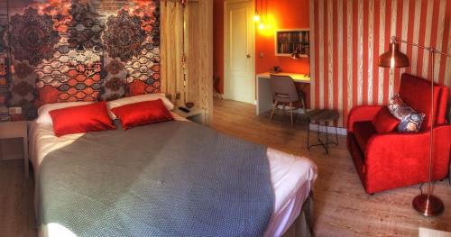 Deluxe Room (2 Adults + 1 Child)