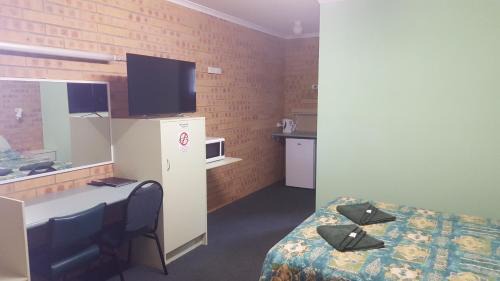 Queen Room - Disability Access/Non-Smoking