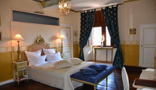 Standard Double Suite