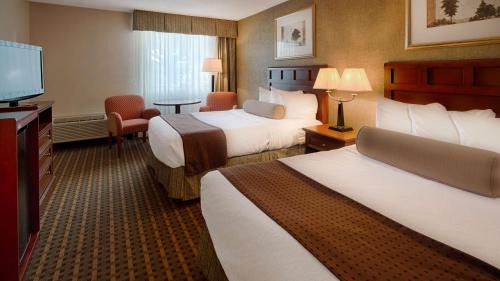 Deluxe Double Room with Two Double Beds - Mobility Access/Non-Smoking