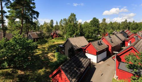Studio with Garden View