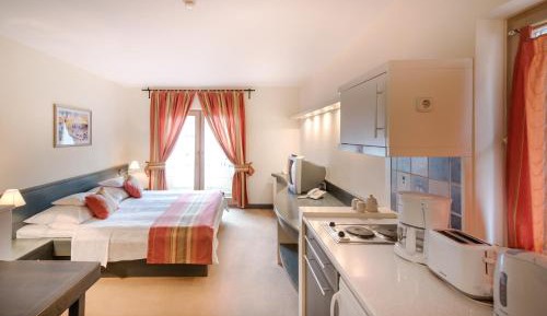 Apartment (2 Adults) - Main Building