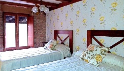Double Room with Shared Bathroom