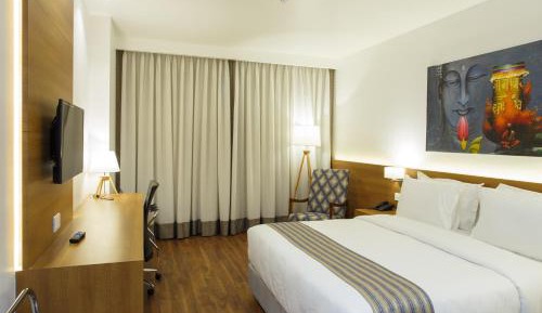 Deluxe Room - Free Airport Drop, 10% off on our selected Restaurants, Early Check-In and Late Check-Out by 2 hrs