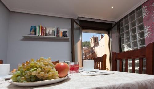 Standard Double Room with Shared Bathroom