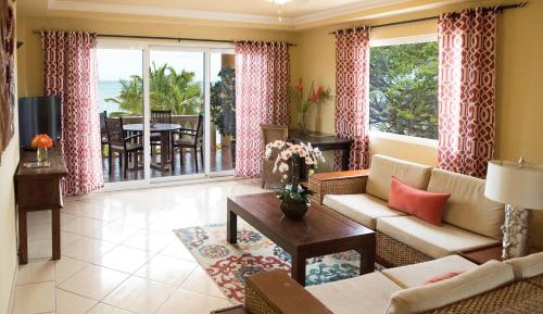 Superior One-Bedroom Apartment with Ocean View