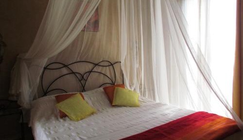 Cinnamon Double Room