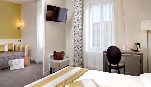 Superior Comfort Double Room 1 bed 180