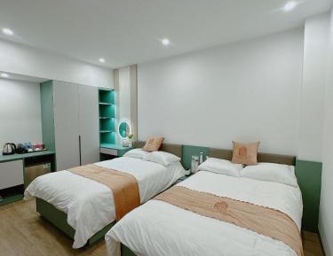 Twin Room