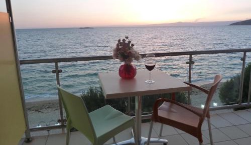 Deluxe Triple Room with Sea View