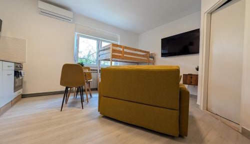 Studio Apartment