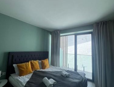 Studio Apartment with Balcony
