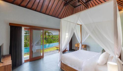 One-Bedroom Bungalow