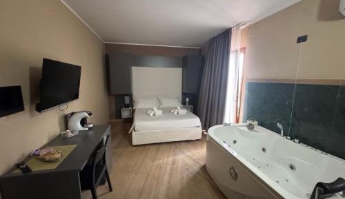 Deluxe Family Suite