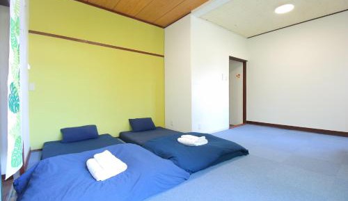 Economy Triple Room