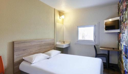 Tandem Room (2 Adults)