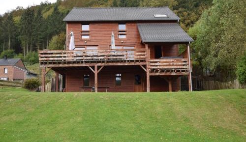 Seven-Bedroom Holiday Home