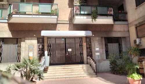 Two-Bedroom Deluxe Apartment with Balcony