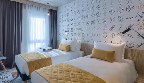 Standard Twin Room