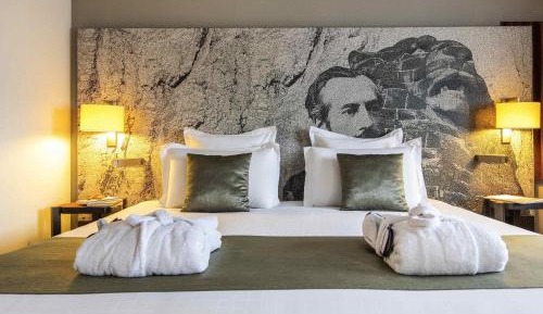 Suite with Double Bed and Sofa Bed