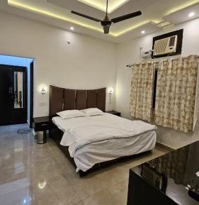 One-Bedroom Villa