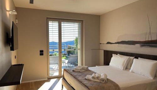 Studio Apartment with King Bed