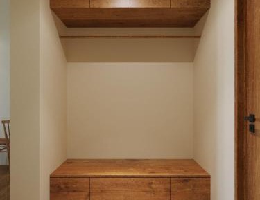 Studio with Balcony