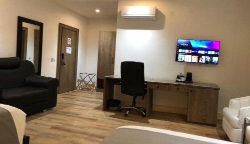 Deluxe Double Room with Shower