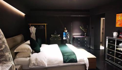 Deluxe Double Room with Shower