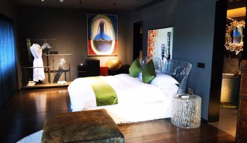 Superior King Suite