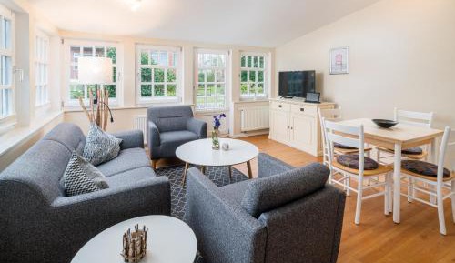 Two-Bedroom Apartment with Terrace