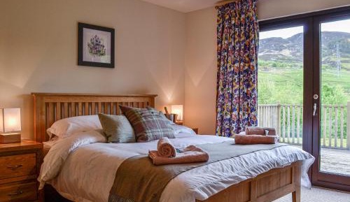 Three-Bedroom Holiday Home 