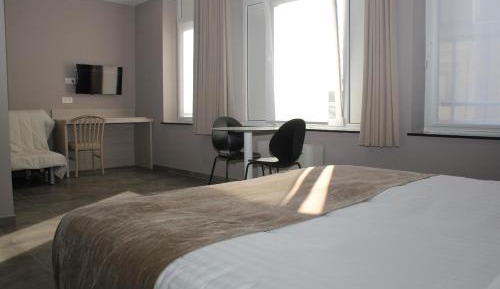 Comfort Triple Room
