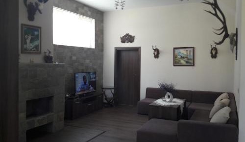 Standard Twin Room with Shared Bathroom