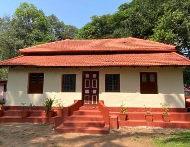 Three-Bedroom Holiday Home 