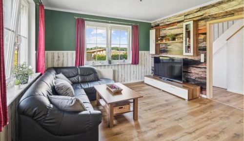Four-Bedroom Holiday Home