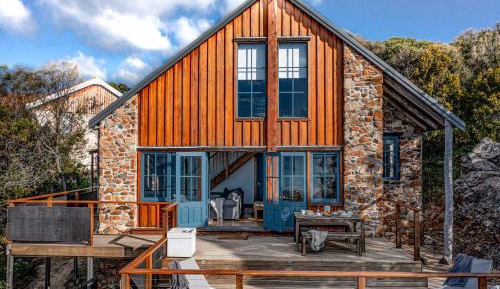 Three-Bedroom Cottage - Split Level