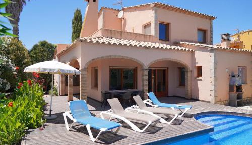 Villa with Private Pool