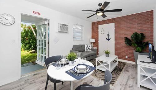 One-Bedroom House