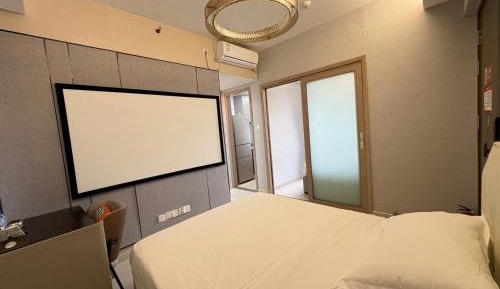 Double or Twin Room with Shared Bathroom