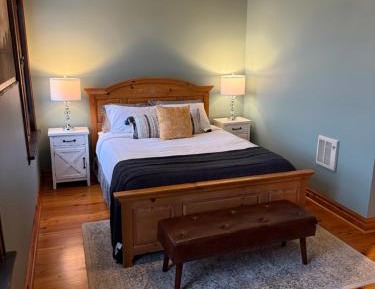 Queen Room