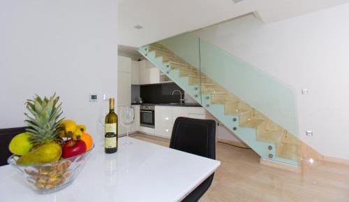 Two-Bedroom Apartment with Balcony and Terace