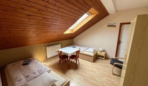 Apartment With Shared Bathroom
