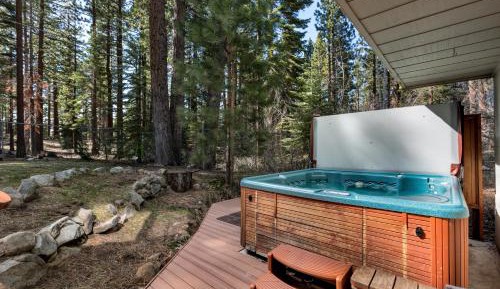 Four-Bedroom Holiday Home