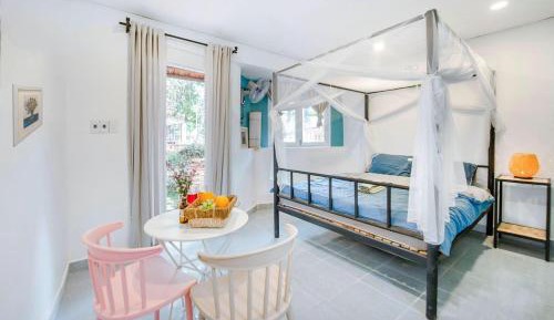 Single Room with Pool View