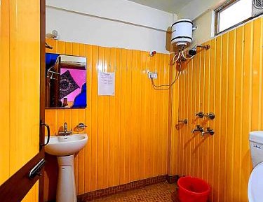 Deluxe Double or Twin Room with Mountain View