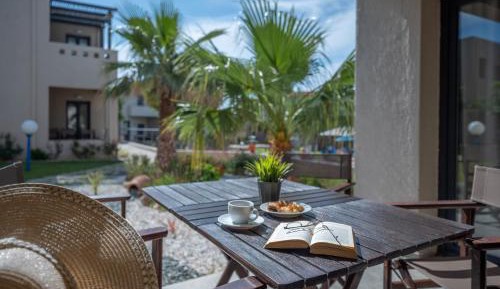 One-Bedroom Apartment with Garden View