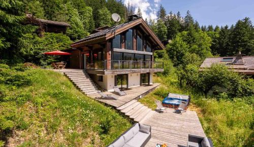 Superior Chalet