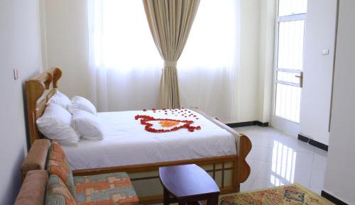 Single Room with Private Bathroom