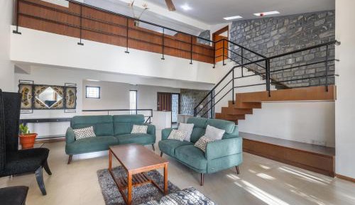 Five-Bedroom Villa